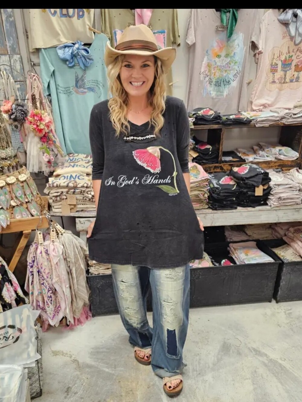 #1679 A Rare Bird In Gods Hands Vintage Rhinestone Tee - Picture 3 of 4